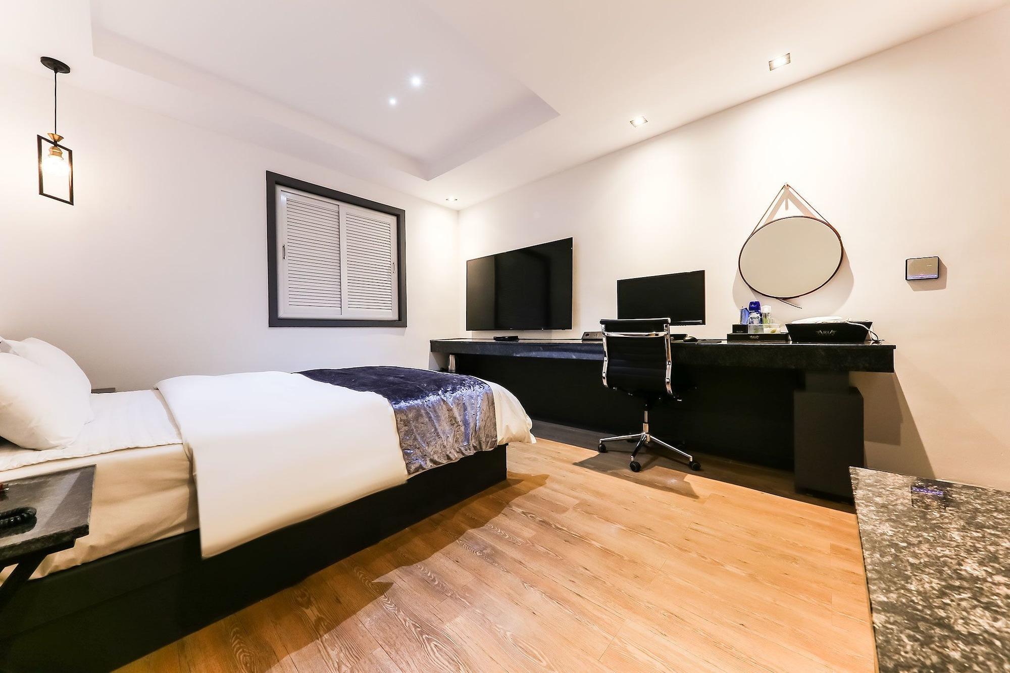 Seosan Aria Hotel Bagian luar foto