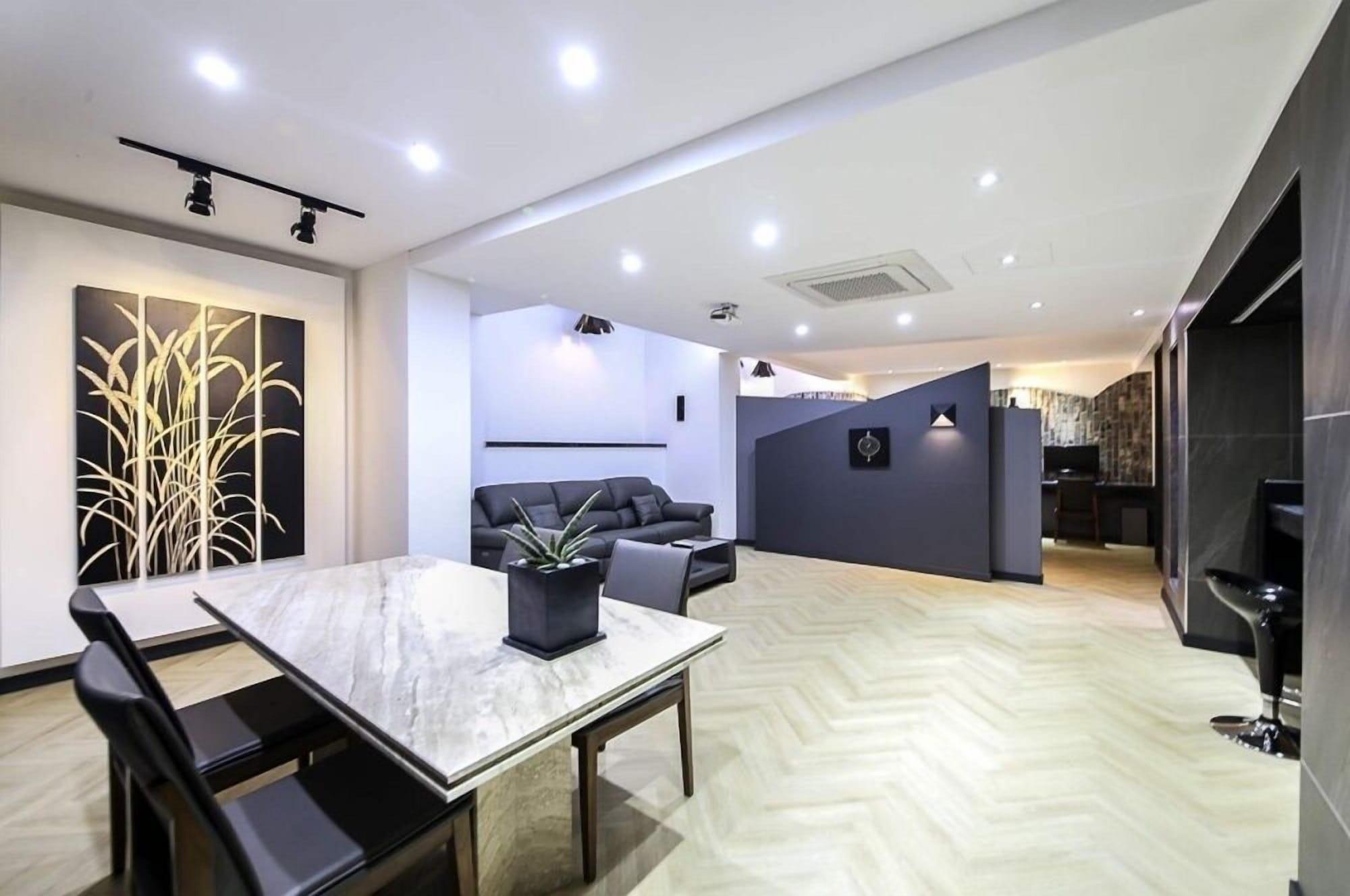 Seosan Aria Hotel Bagian luar foto