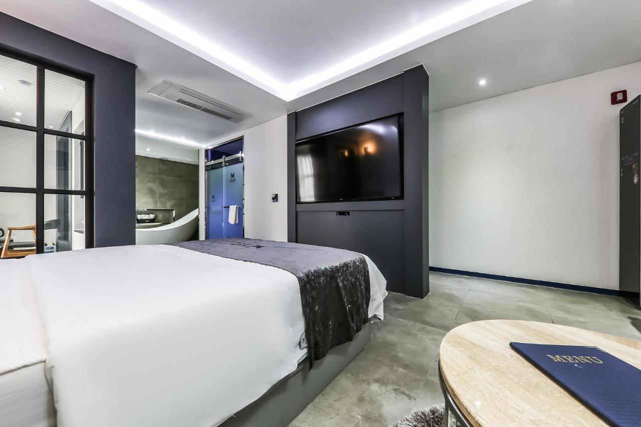 Seosan Aria Hotel Bagian luar foto