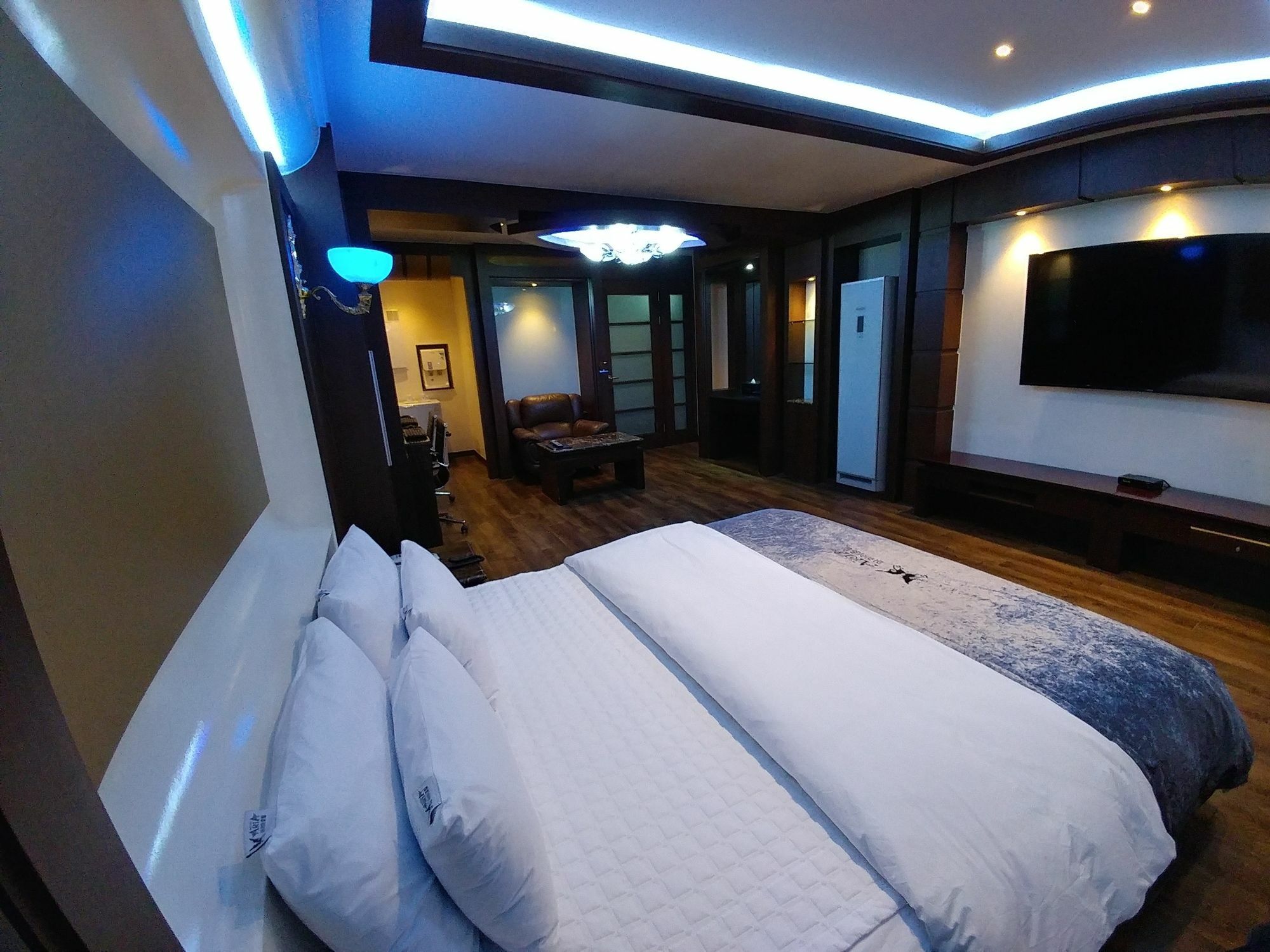 Seosan Aria Hotel Bagian luar foto